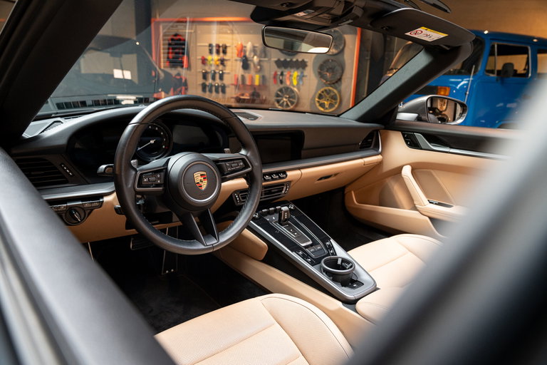 Porsche 992 Targa 4