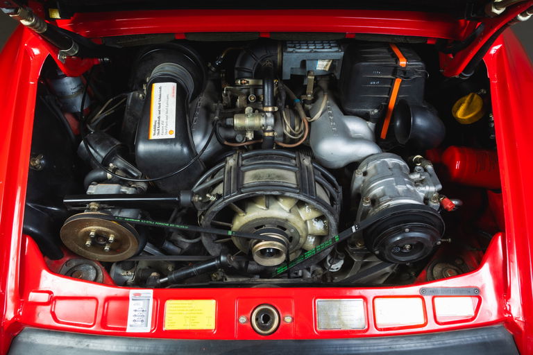 Porsche 911 Carrera 3.2