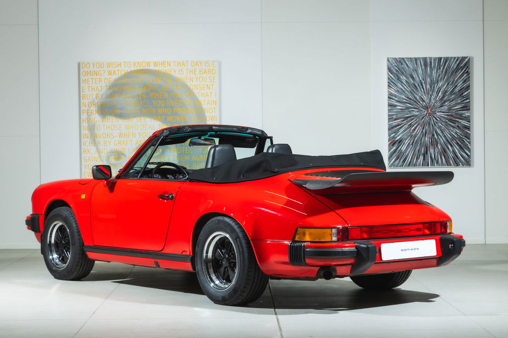 Porsche 911 Carrera 3.2