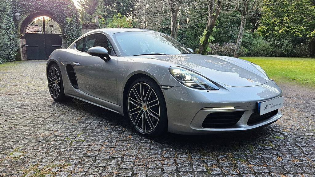 Porsche 718 Cayman S