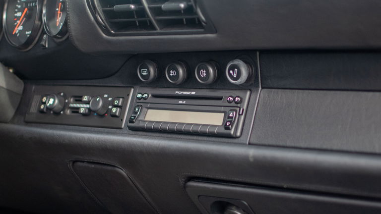 Porsche 993 Carrera 4S