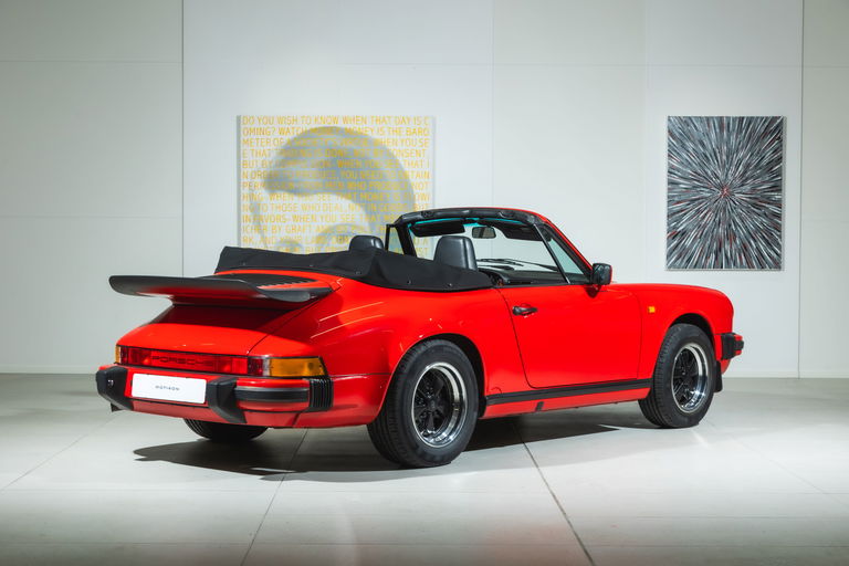 Porsche 911 Carrera 3.2