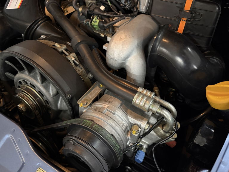 Porsche 964 Carrera 4