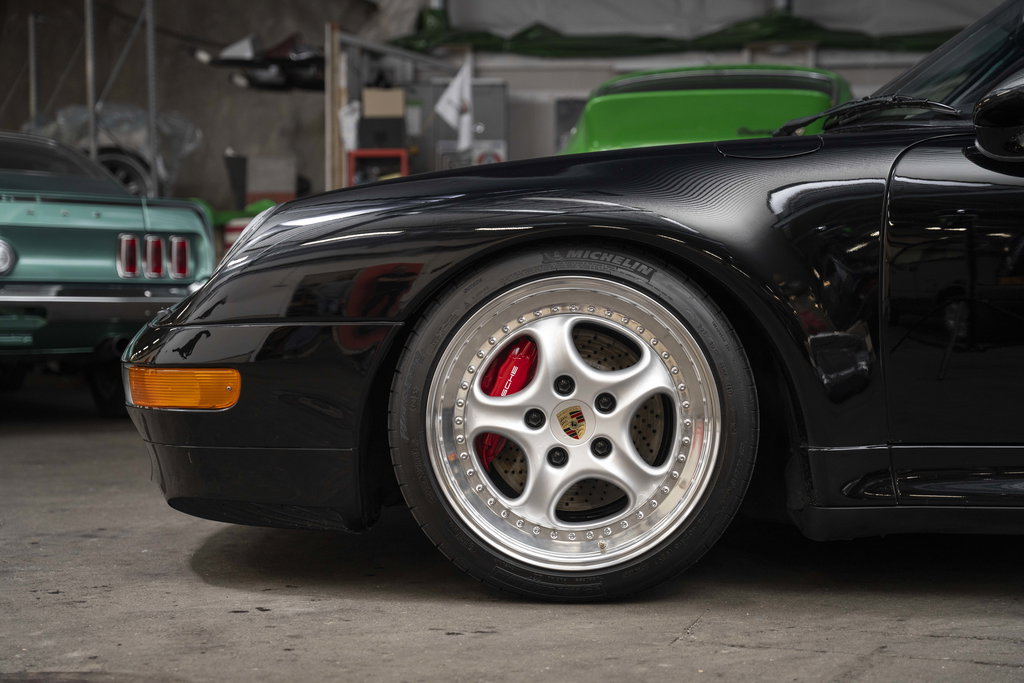 Porsche 993 Carrera 4S