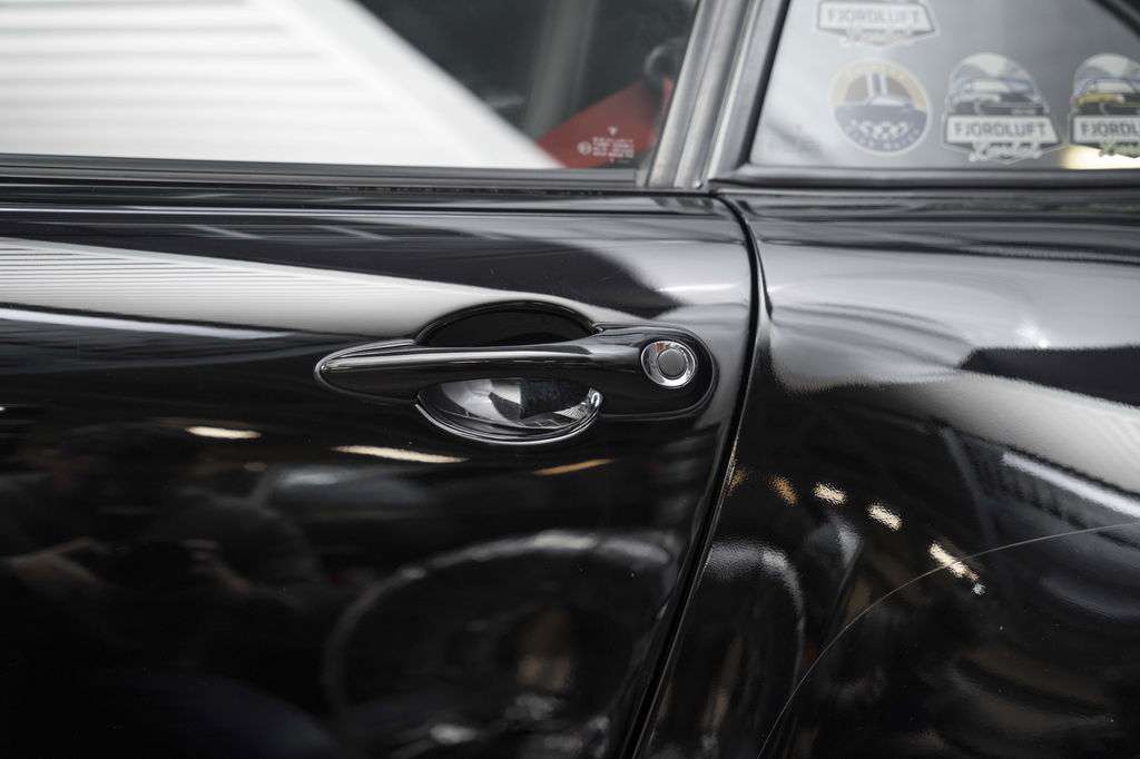 Porsche 993 Carrera 4S