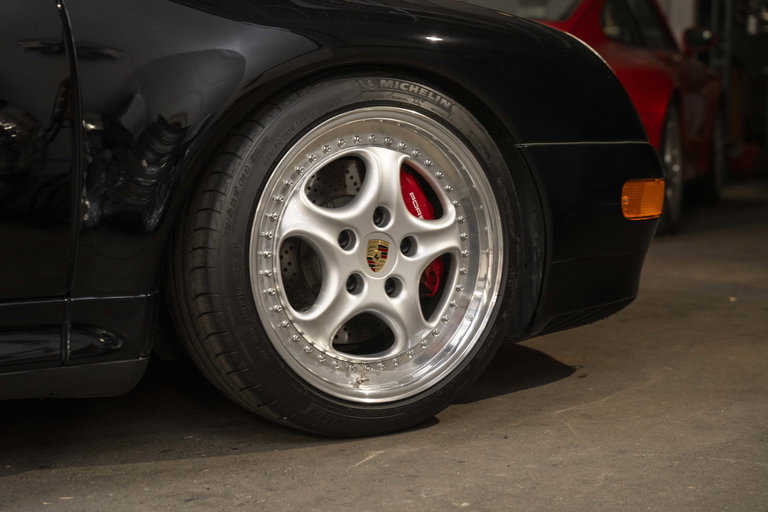 Porsche 993 Carrera 4S