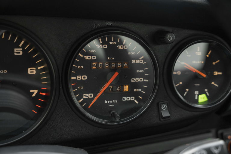 Porsche 993 Carrera 4S