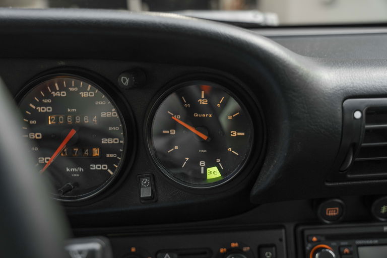 Porsche 993 Carrera 4S