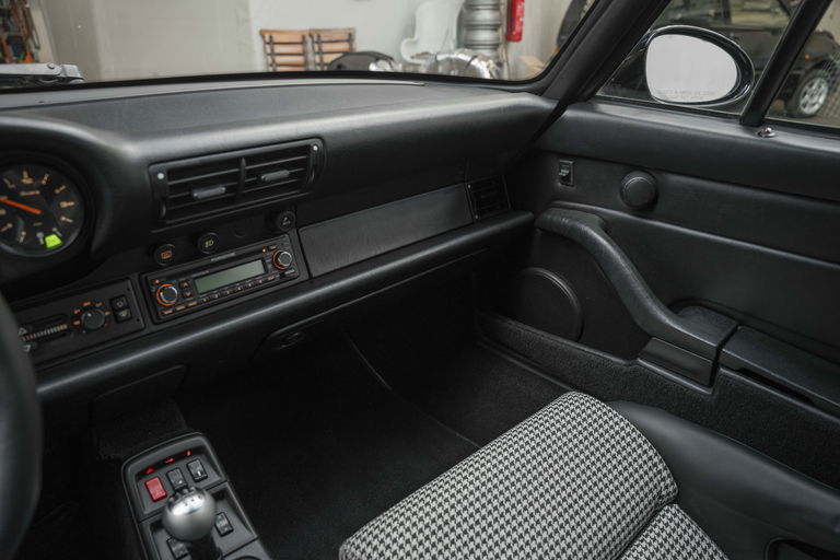 Porsche 993 Carrera 4S