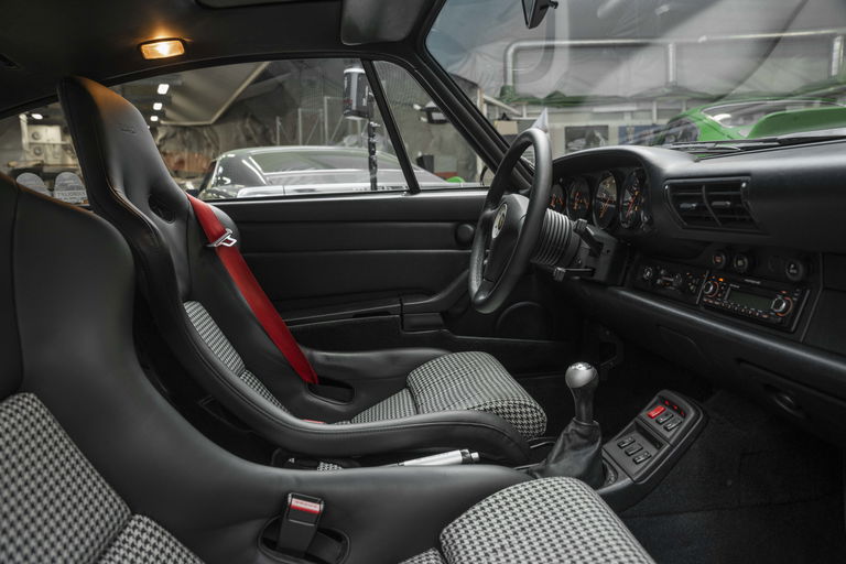 Porsche 993 Carrera 4S