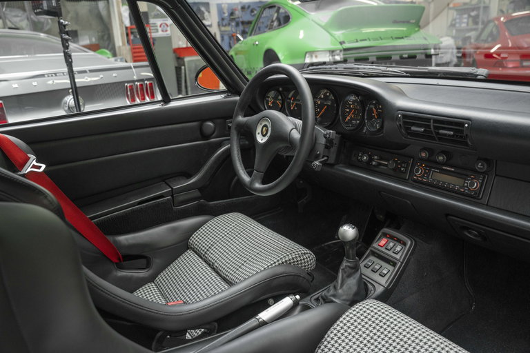 Porsche 993 Carrera 4S