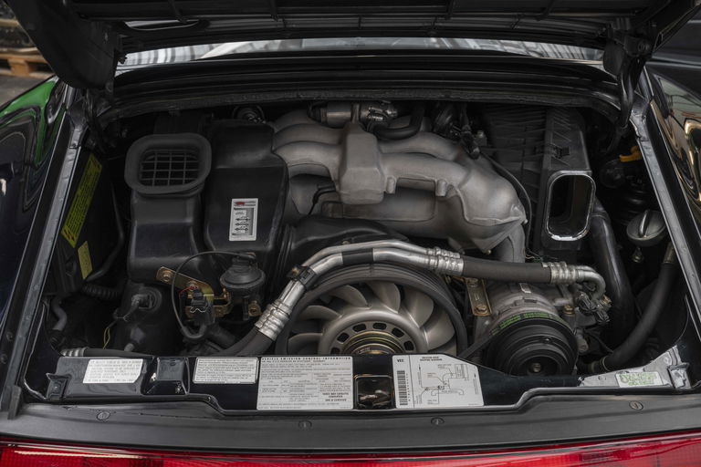 Porsche 993 Carrera 4S