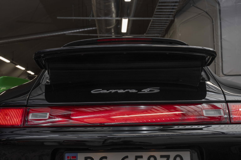 Porsche 993 Carrera 4S