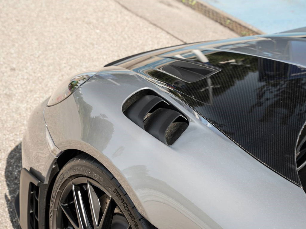 Porsche 718 Spyder RS