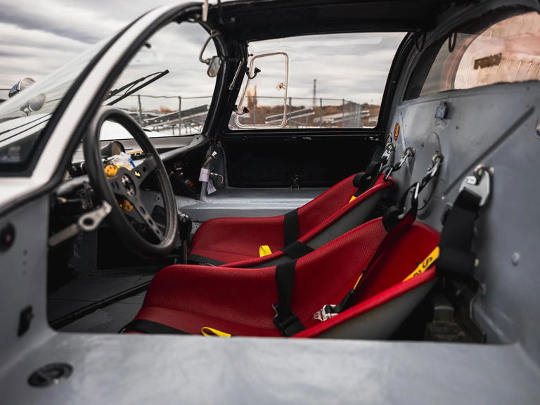 Porsche 906 Carrera 6