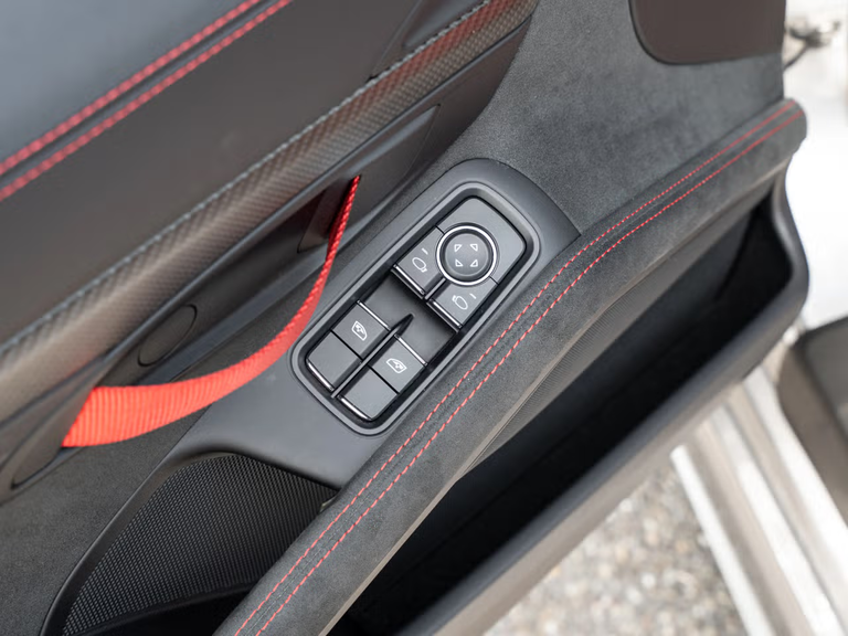 Porsche 718 Spyder RS