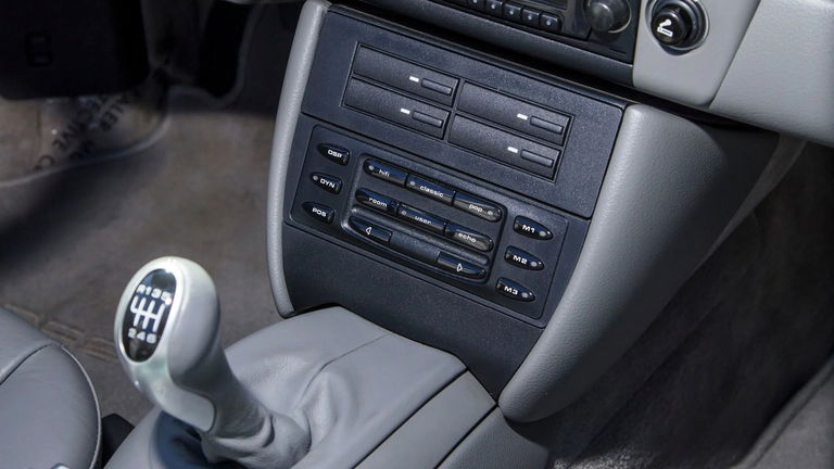 Porsche 996 Carrera 4