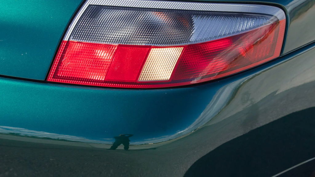 Porsche 996 Carrera 4