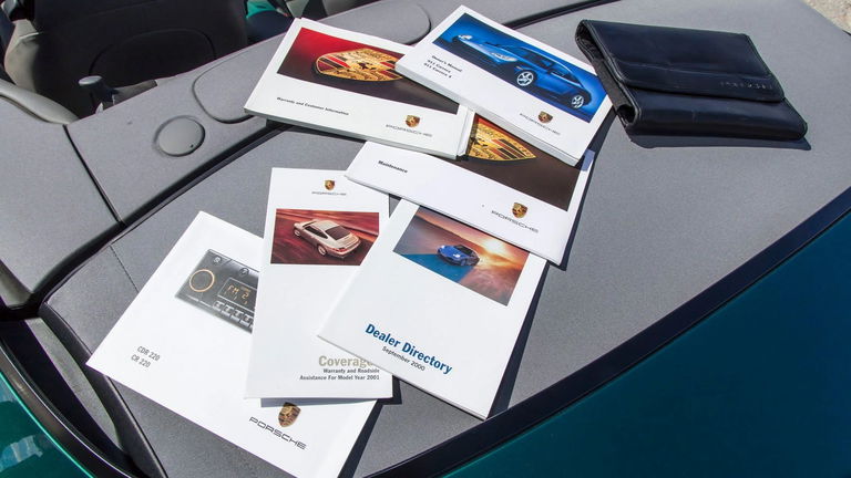 Porsche 996 Carrera 4