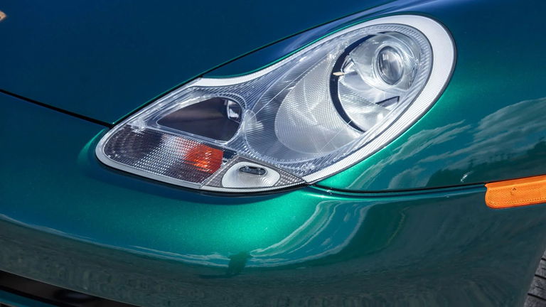 Porsche 996 Carrera 4