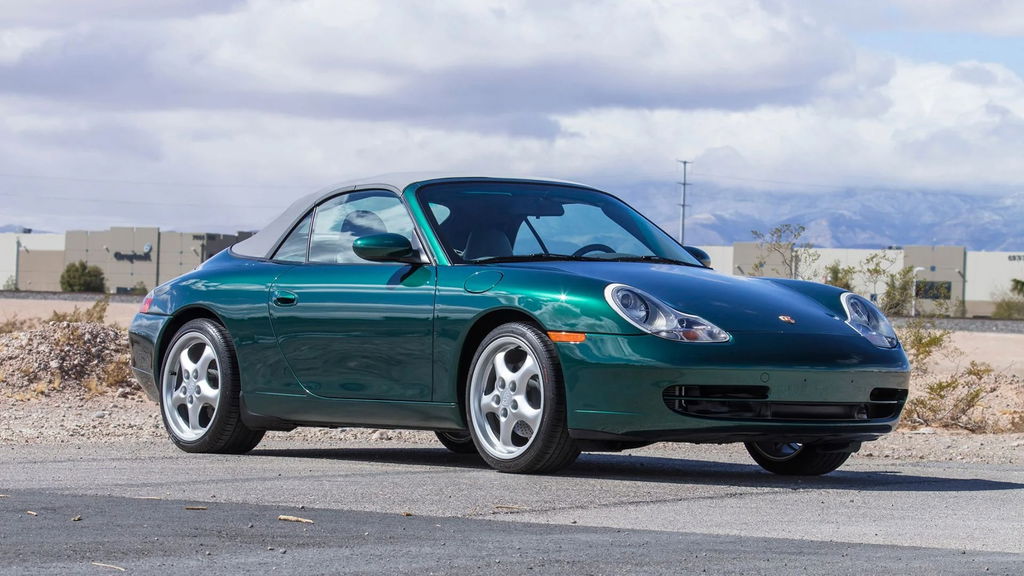 Porsche 996 Carrera 4