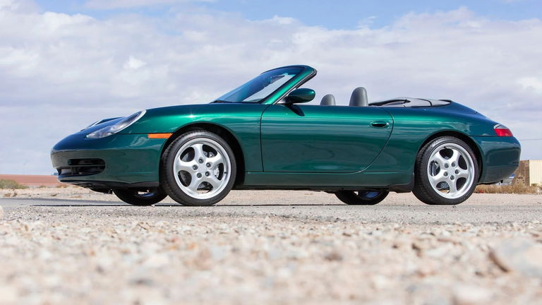 Porsche 996 Carrera 4