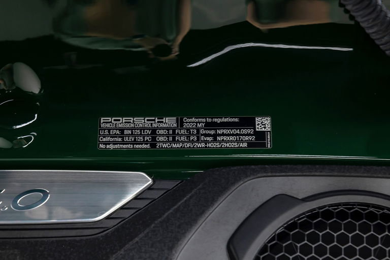 Porsche 992 GT3 Touring