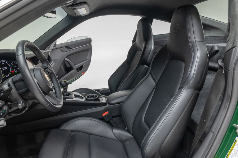 Porsche 992 GT3 Touring