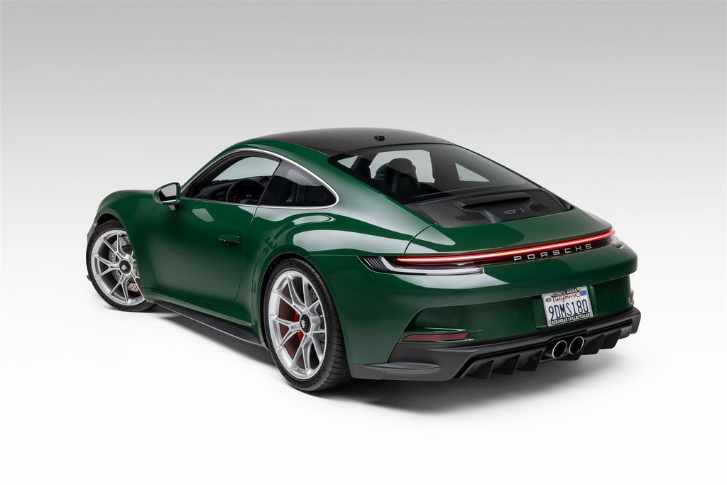 Porsche 992 GT3 Touring