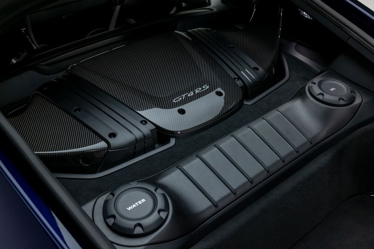 Porsche 718 Cayman GT4 RS