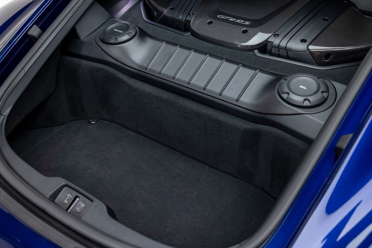 Porsche 718 Cayman GT4 RS