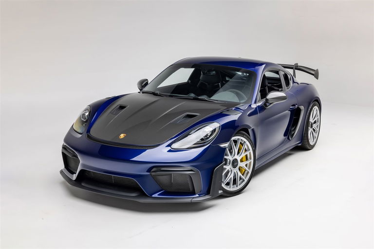 Porsche 718 Cayman GT4 RS