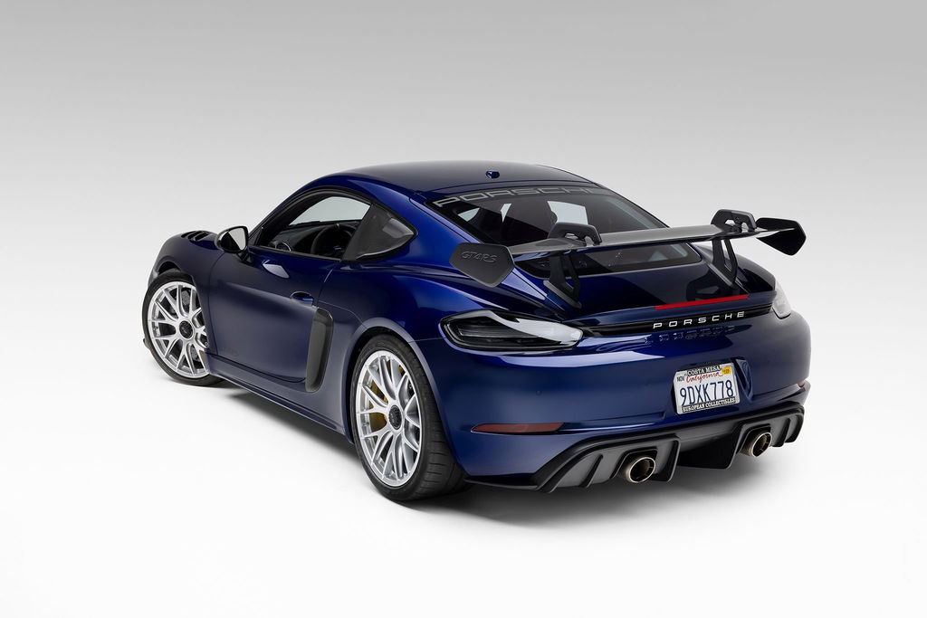 Porsche 718 Cayman GT4 RS