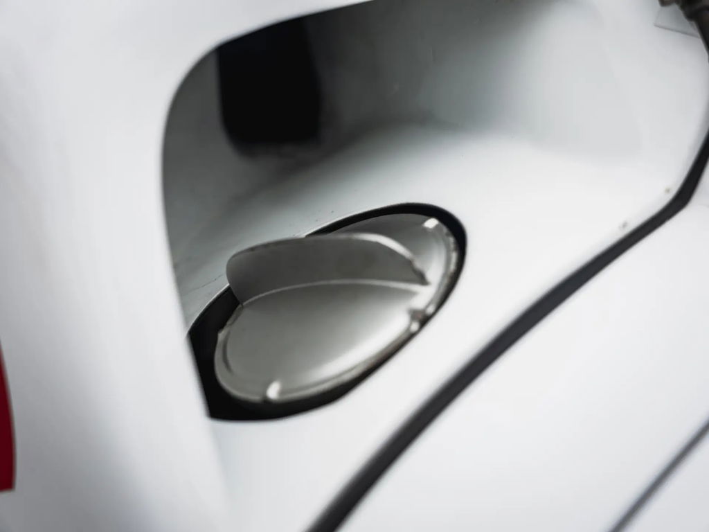 Porsche 906 Carrera 6