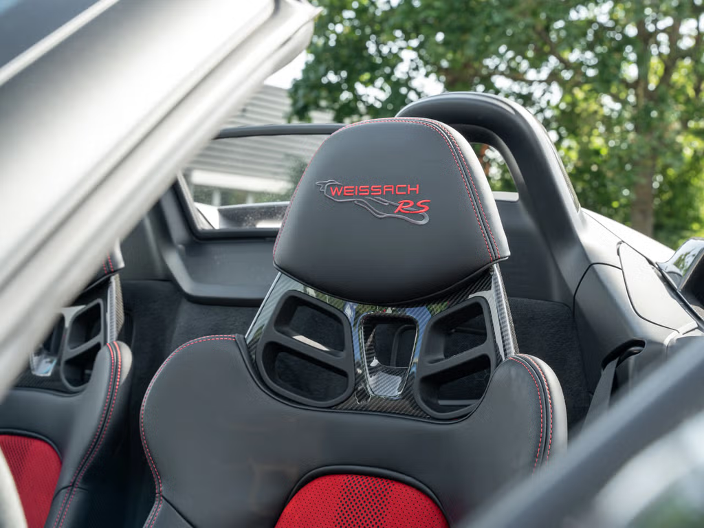 Porsche 718 Spyder RS