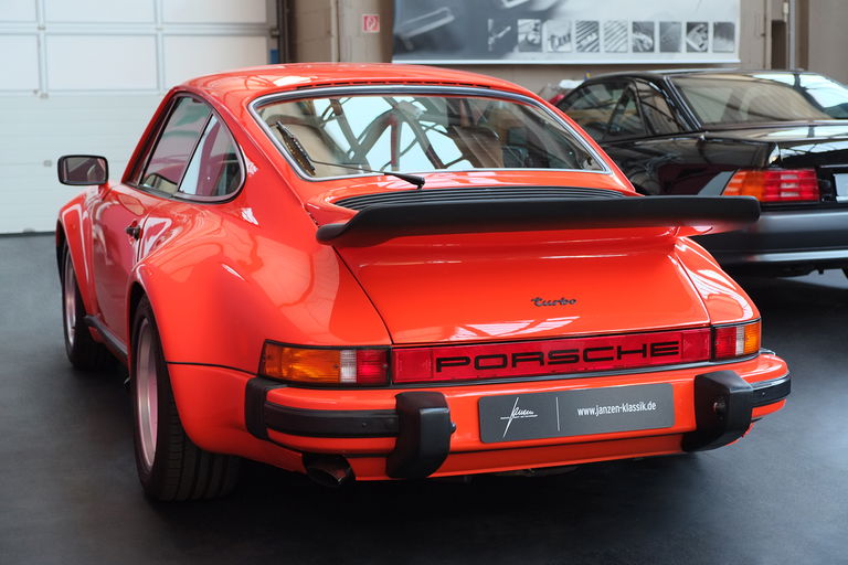 Porsche 911 Turbo 3.0