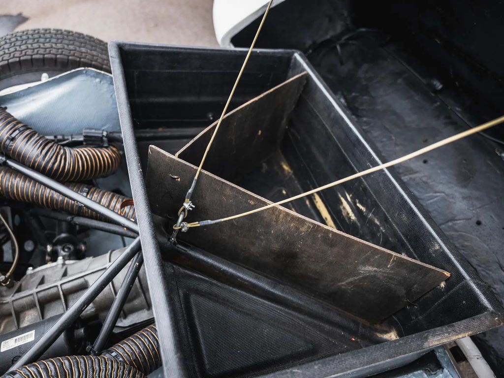 Porsche 906 Carrera 6