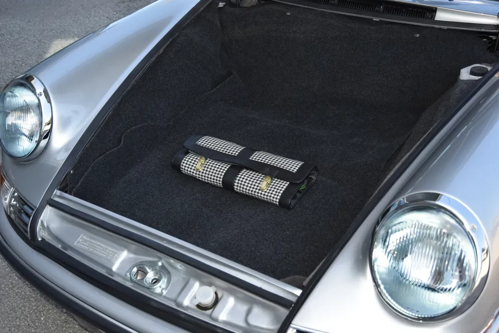 Porsche 911 S (F-Modell)