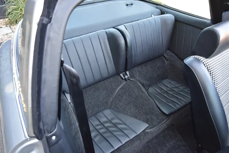 Porsche 911 S (F-Modell)