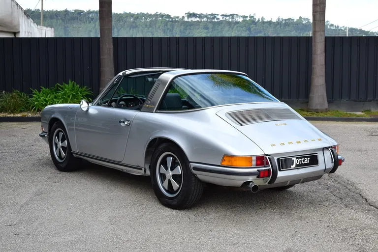 Porsche 911 S (F-Modell)