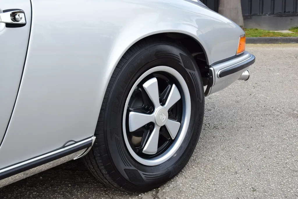 Porsche 911 S (F-Modell)