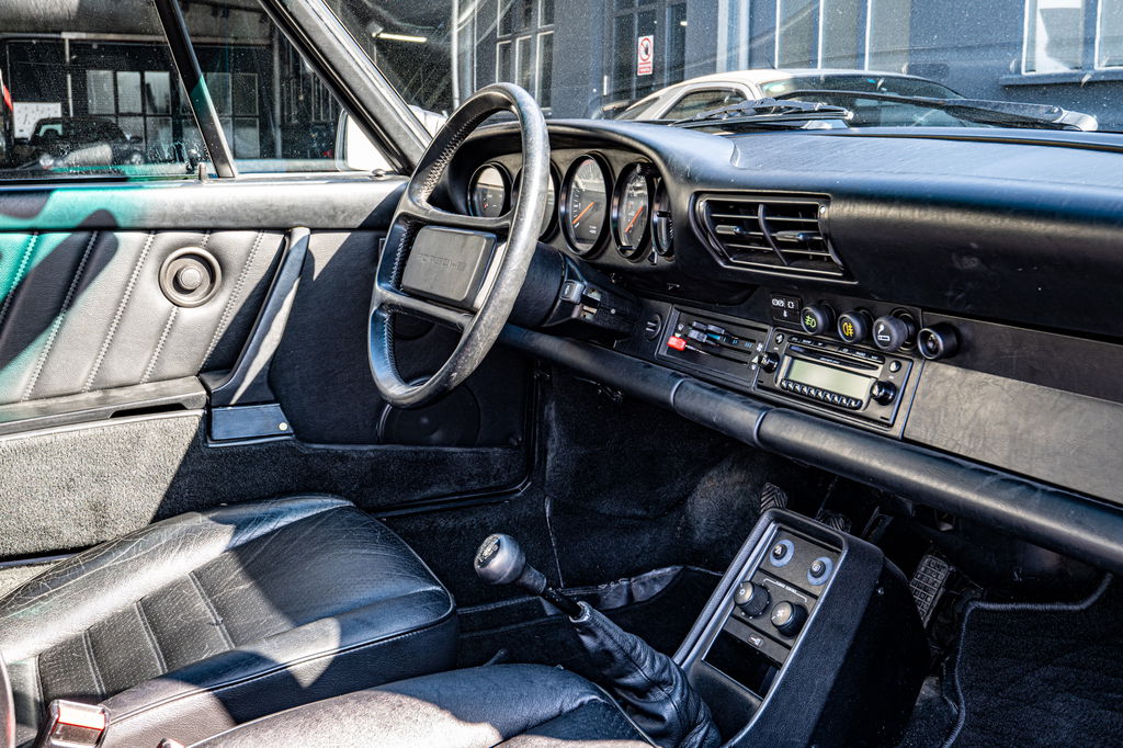 Porsche 911 Carrera 3.2