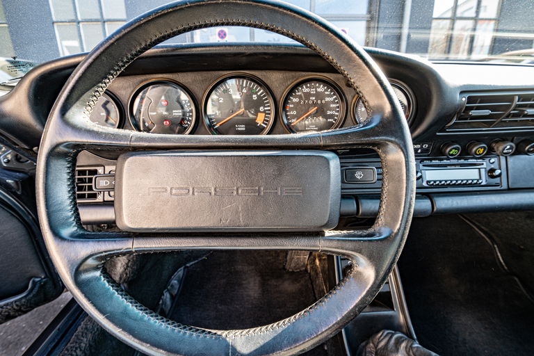 Porsche 911 Carrera 3.2