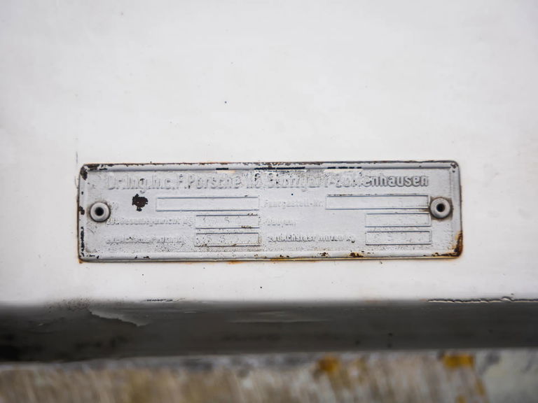 Porsche 906 Carrera 6