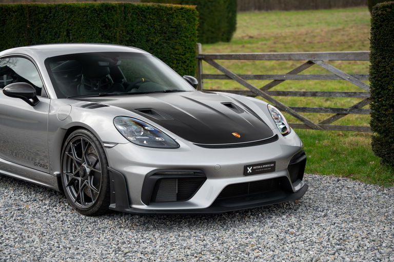 Porsche 718 Cayman GT4 RS