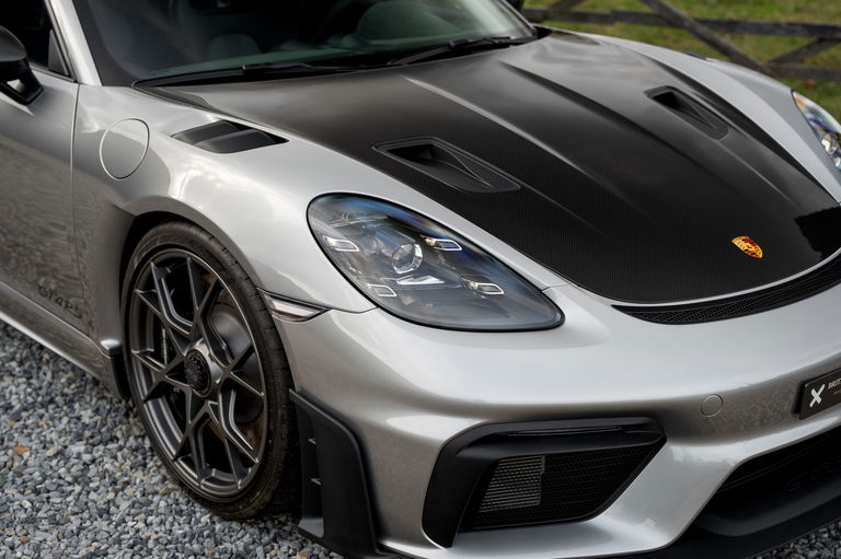 Porsche 718 Cayman GT4 RS