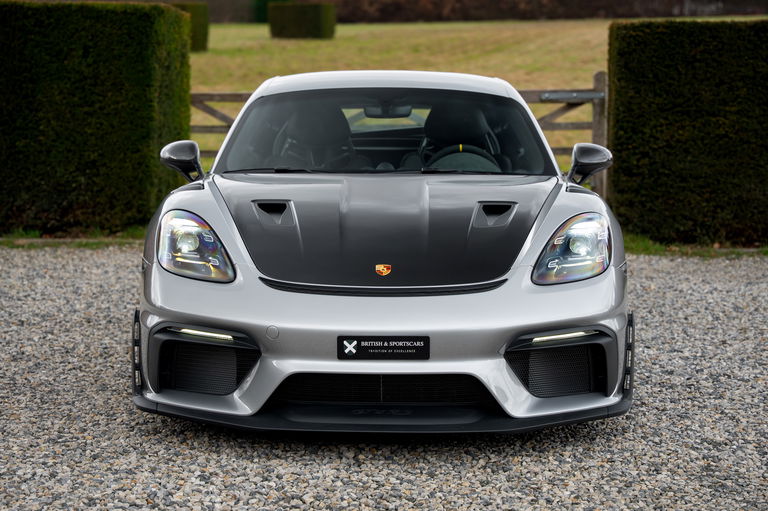 Porsche 718 Cayman GT4 RS