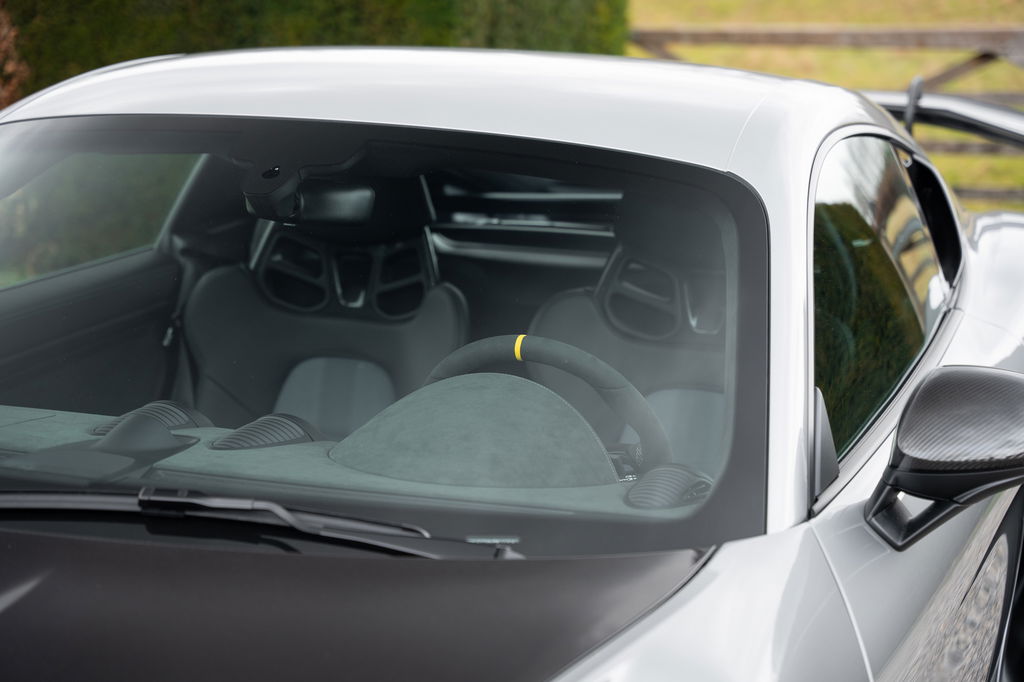 Porsche 718 Cayman GT4 RS