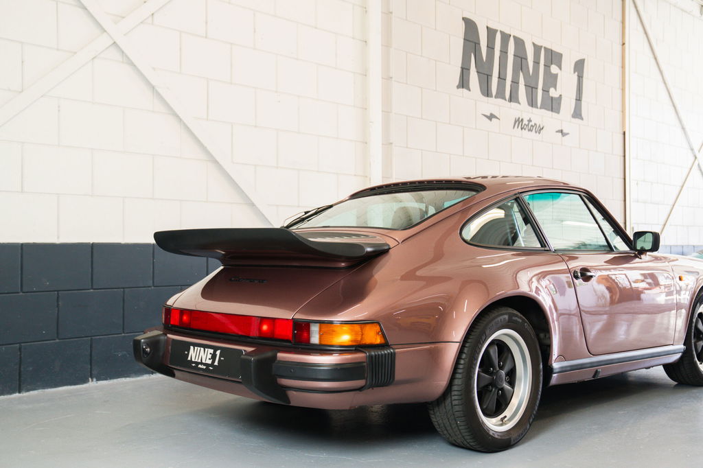 Porsche 911 Carrera 3.2