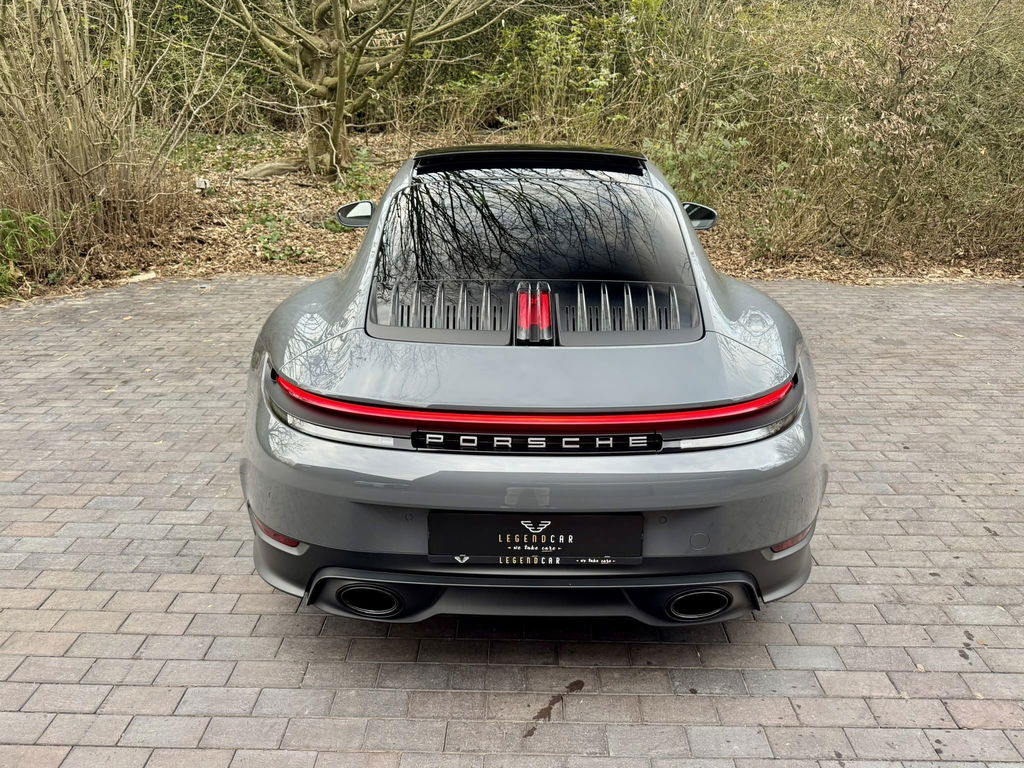 Porsche 992.2 Carrera